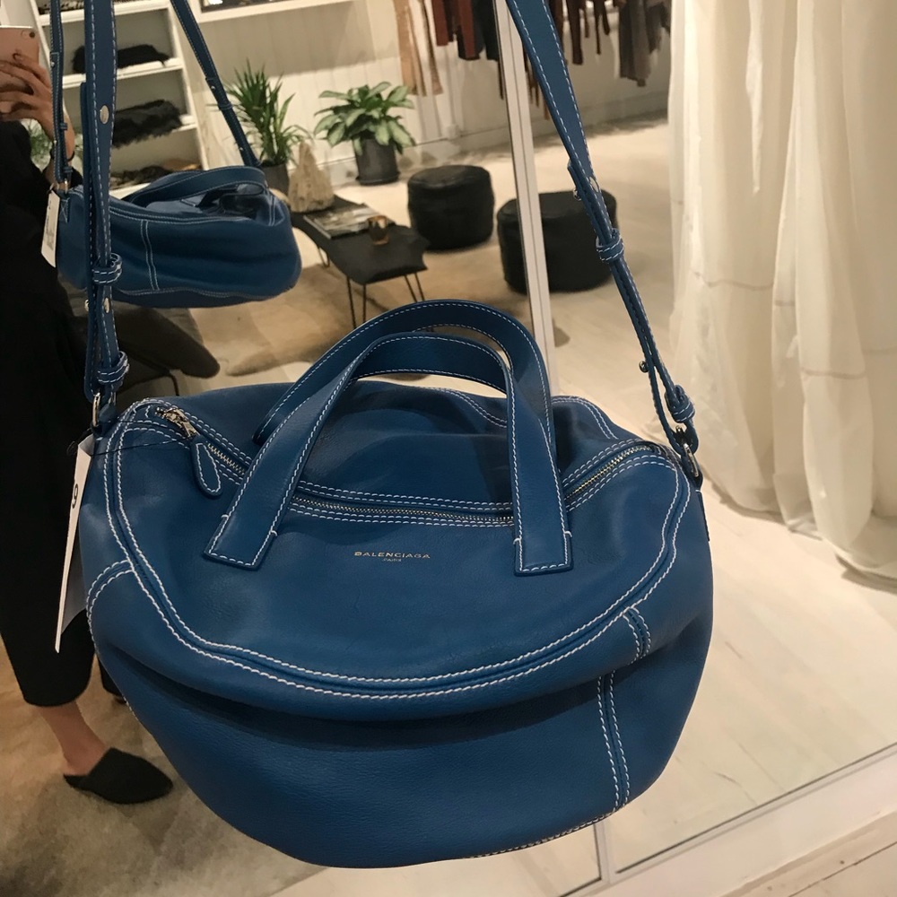 Balenciaga Air Hobo
